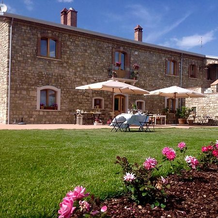 Masseria Fontana Dei Fieri Pietrelcina Εξωτερικό φωτογραφία
