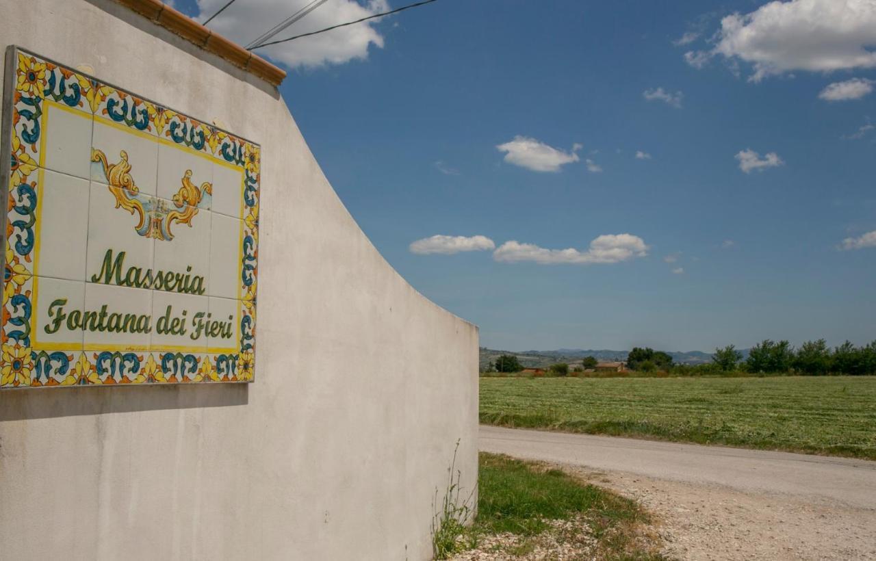Masseria Fontana Dei Fieri Pietrelcina Εξωτερικό φωτογραφία