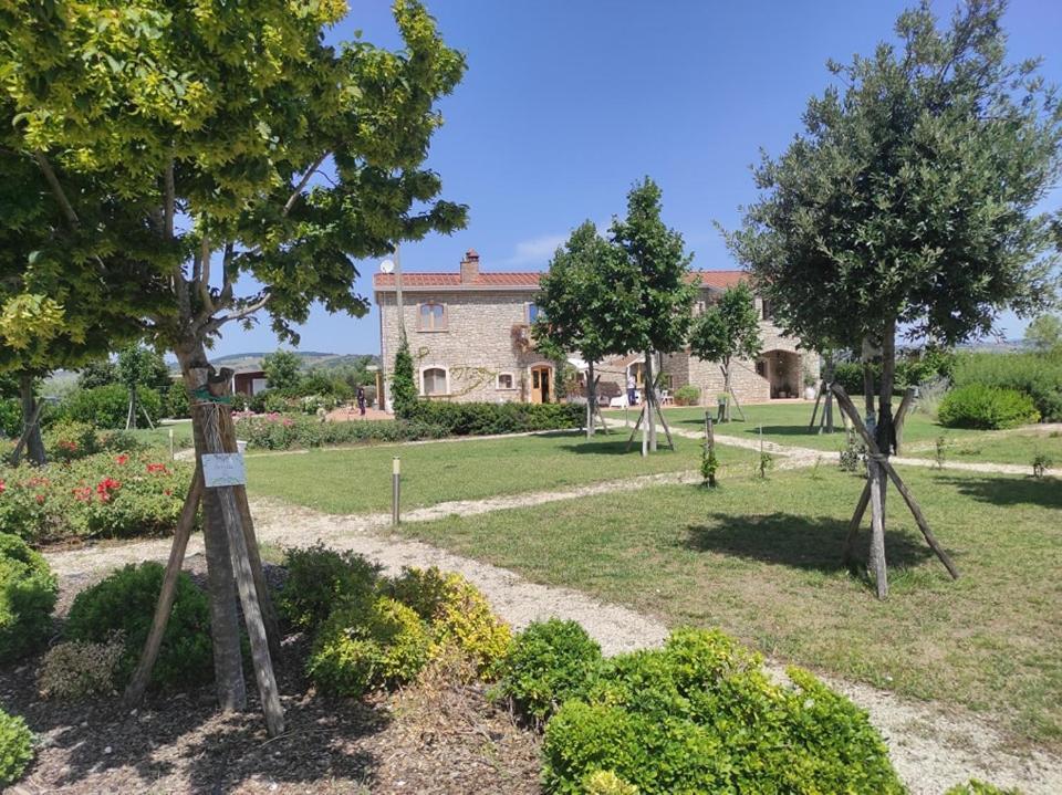 Masseria Fontana Dei Fieri Pietrelcina Εξωτερικό φωτογραφία