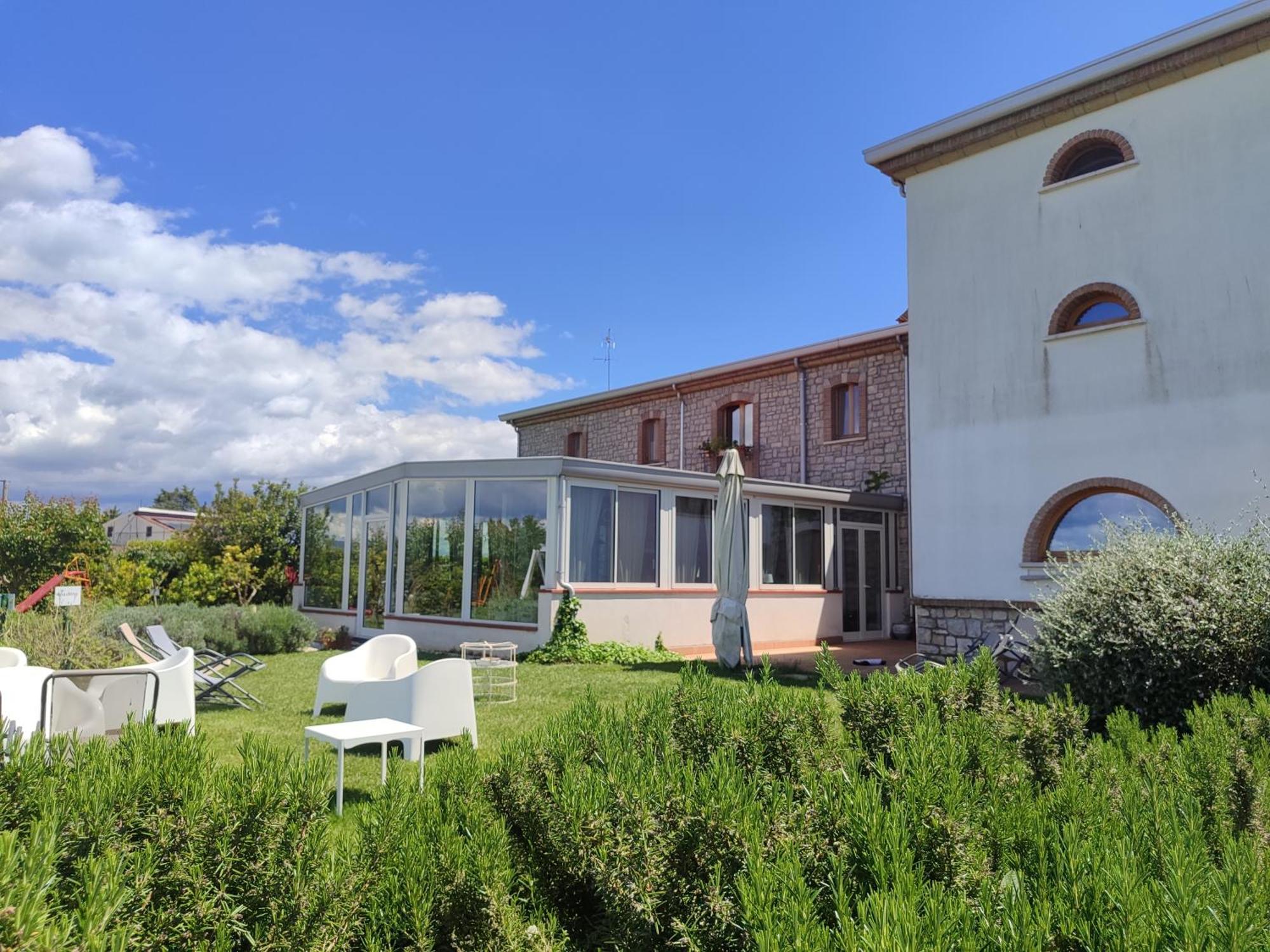 Masseria Fontana Dei Fieri Pietrelcina Εξωτερικό φωτογραφία