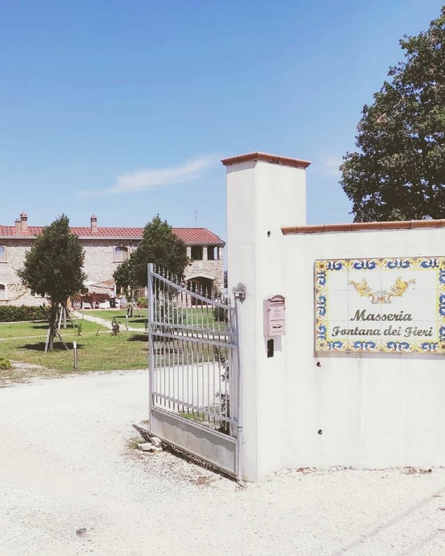 Masseria Fontana Dei Fieri Pietrelcina Εξωτερικό φωτογραφία