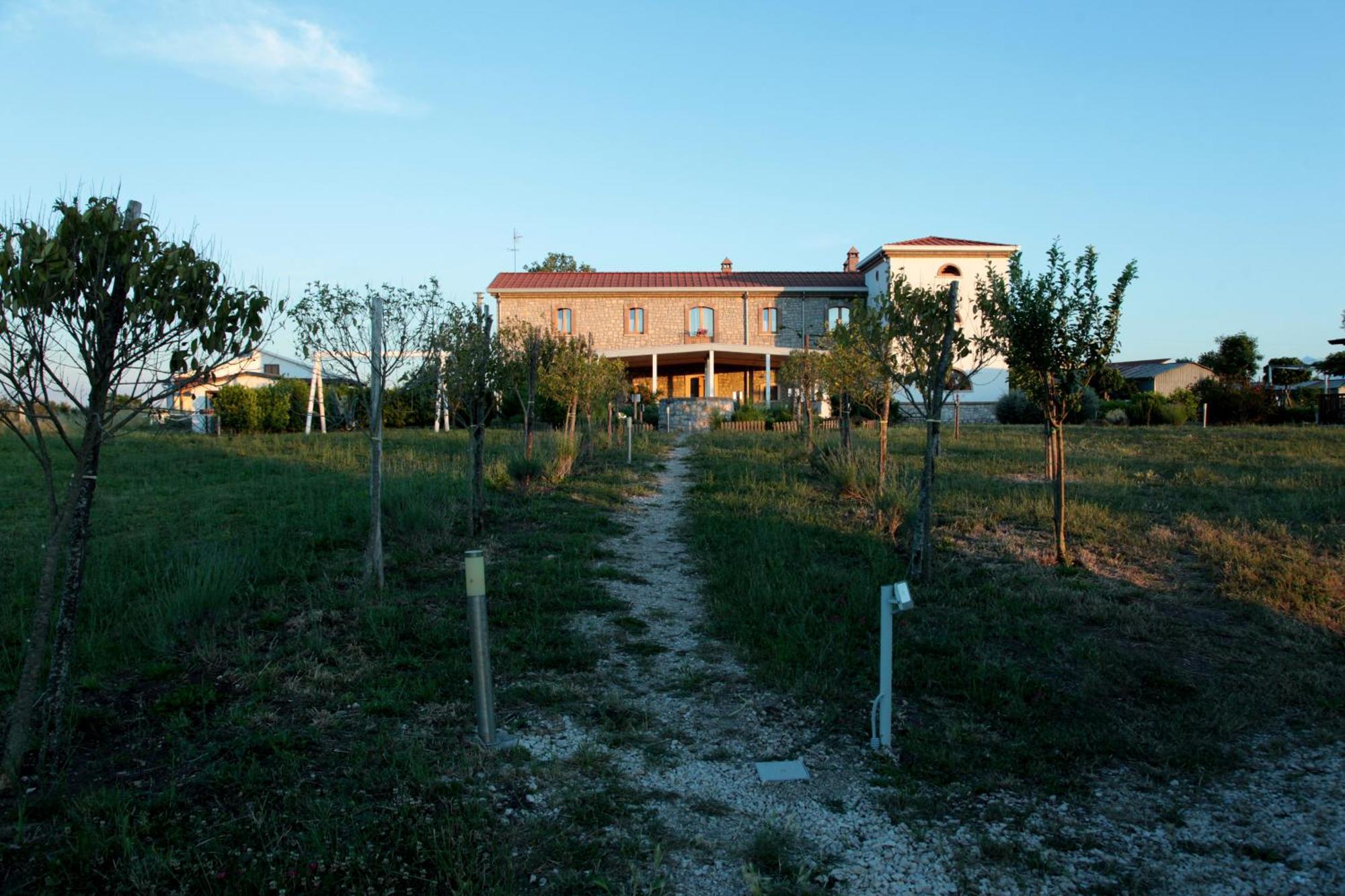Masseria Fontana Dei Fieri Pietrelcina Εξωτερικό φωτογραφία