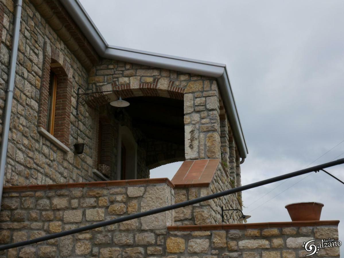 Masseria Fontana Dei Fieri Pietrelcina Εξωτερικό φωτογραφία
